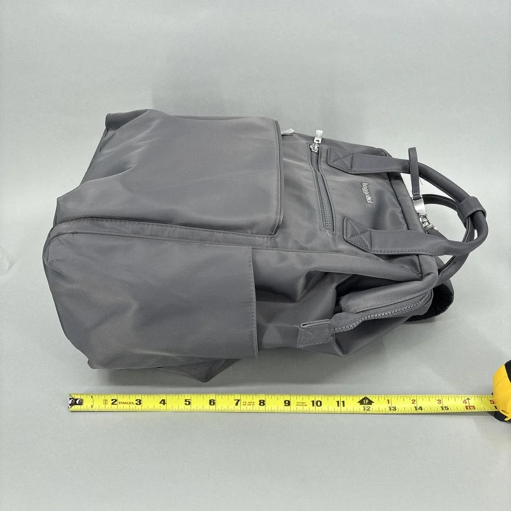 Baggallini backpack bag